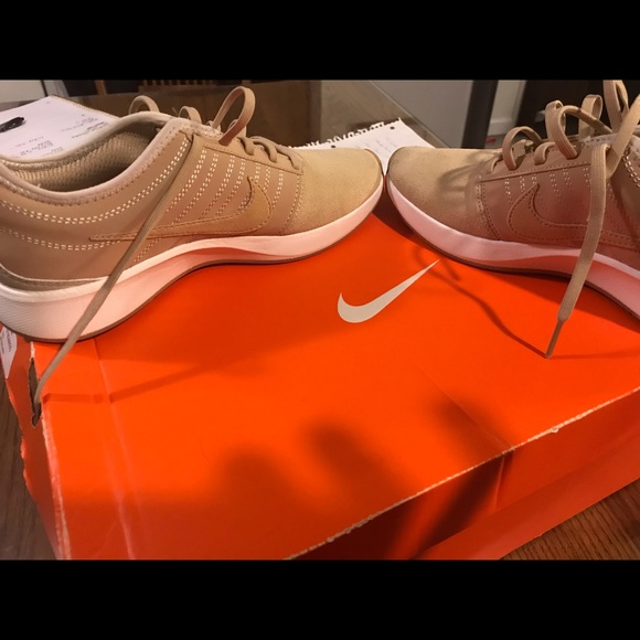 NIKE NEW WOMENS DUALTONE RACER SE SZ 6 - Picture 5 of 6